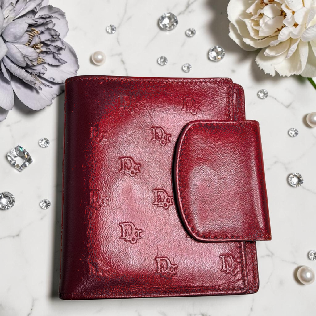 Boutique Red Leather Trifold Short Wallet — Like New