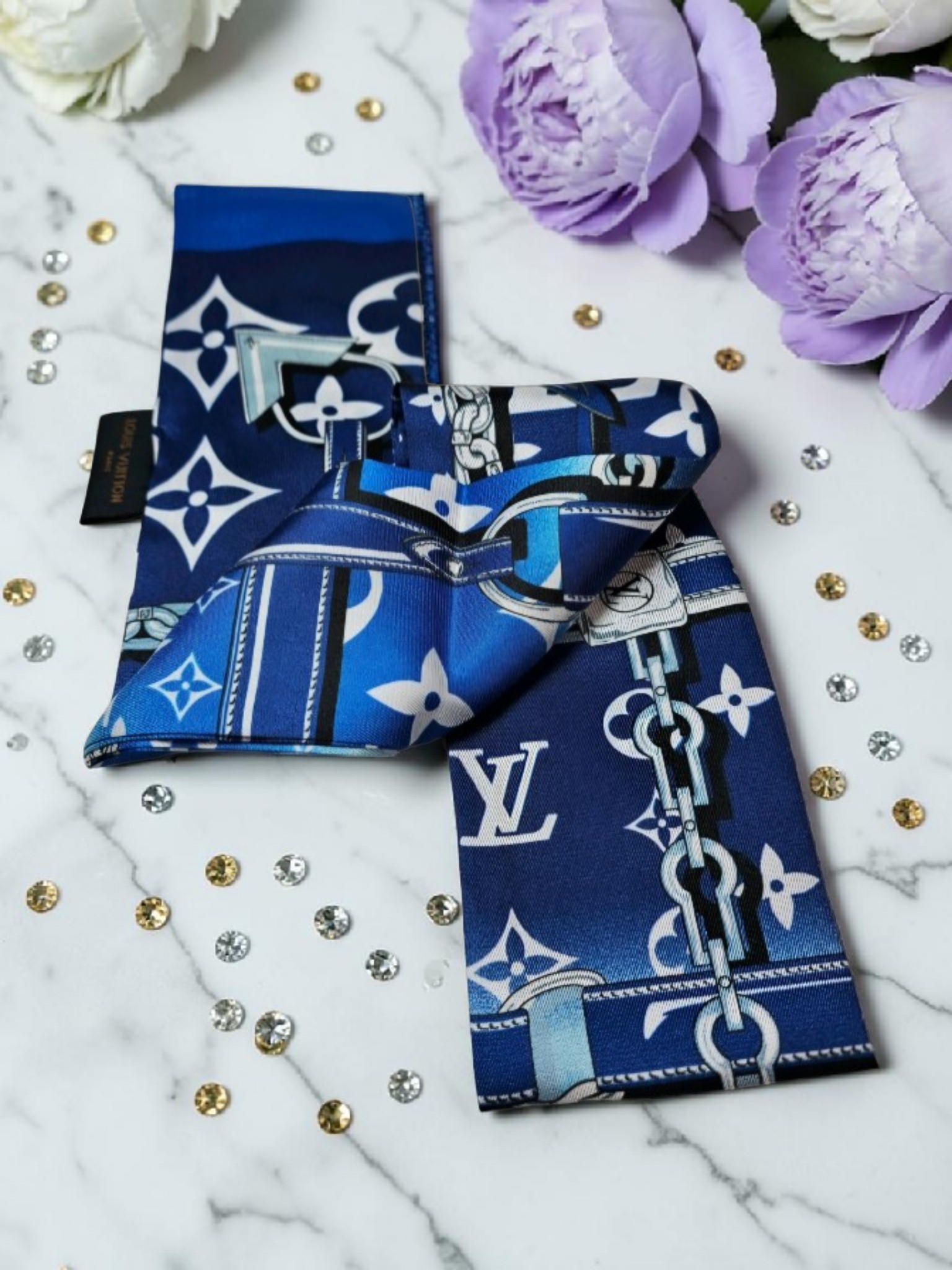 Louis Logo Bag scarf Hair Accessory Tagged 100% Silk Blue