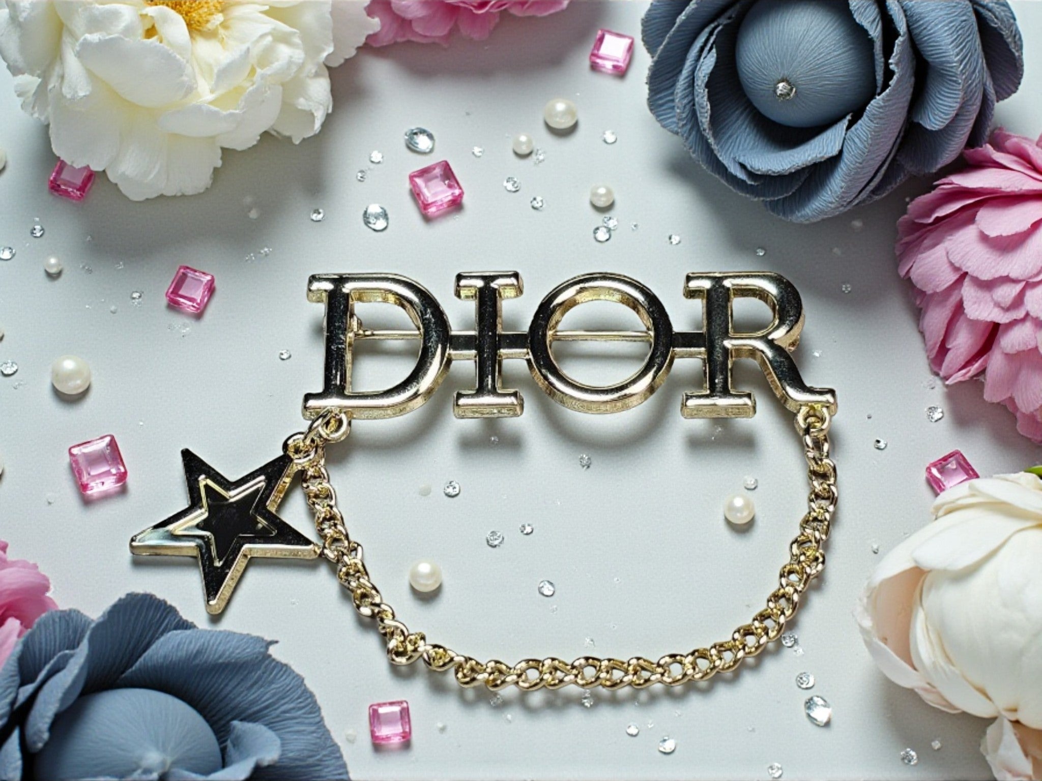 18K gold plated DIOR Logo Statement Pin Brooch