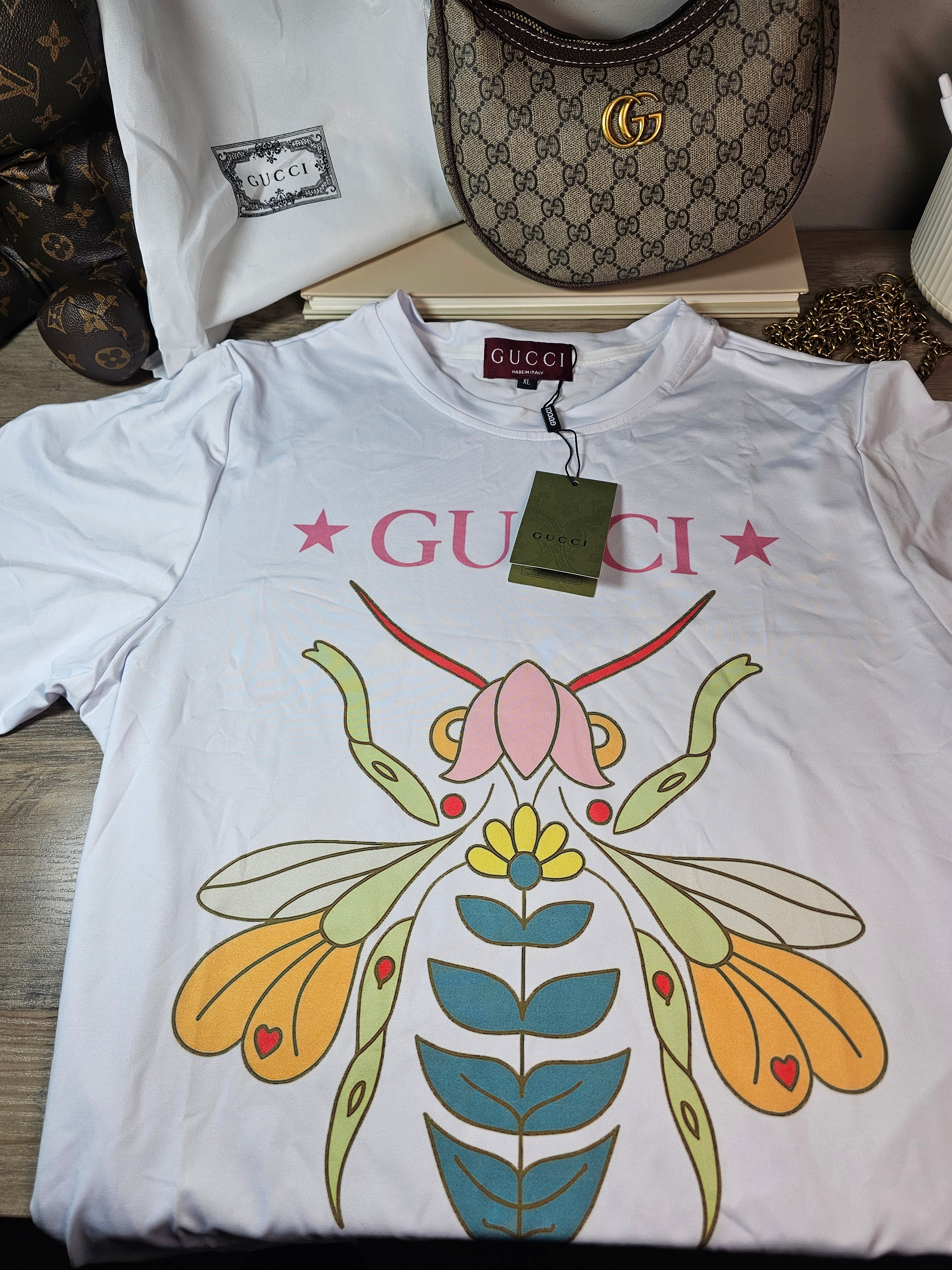 GG Logo Summer Bee 🐝 Tee Size XL