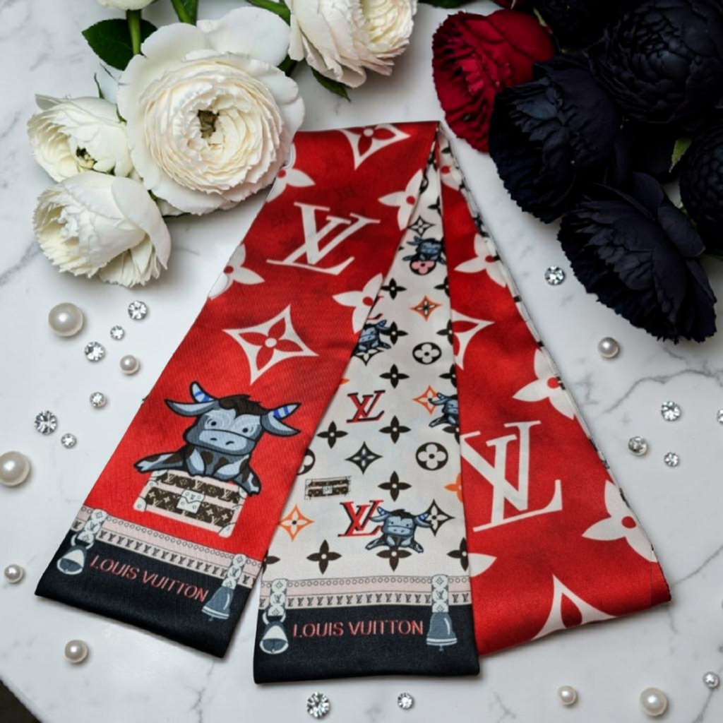 Red and white Bull Bag Scarf Hair accessory Tagged 100% Silk