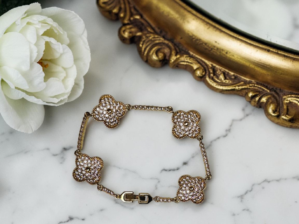 Clover Bracelet Full Diamond version
