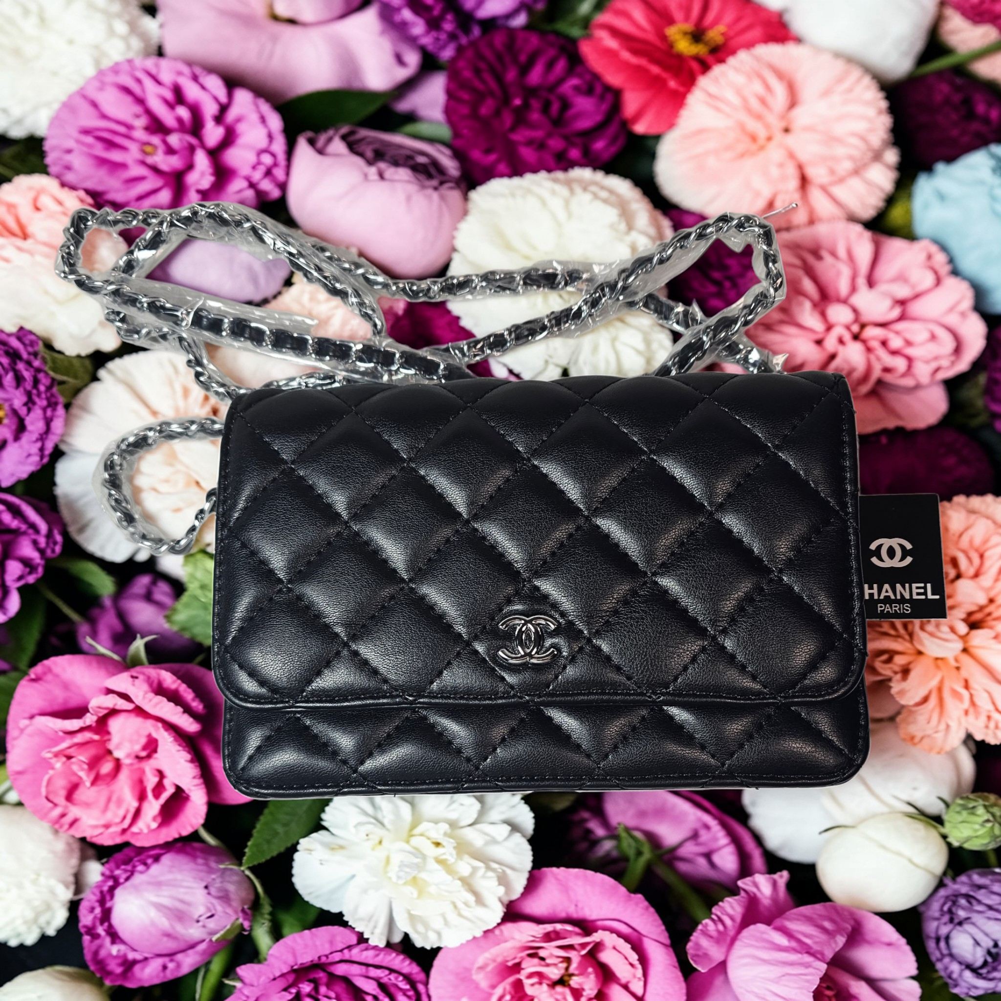 Boutique CC Black Single Flap Leather Crossbody w/ Silver hardware NWT