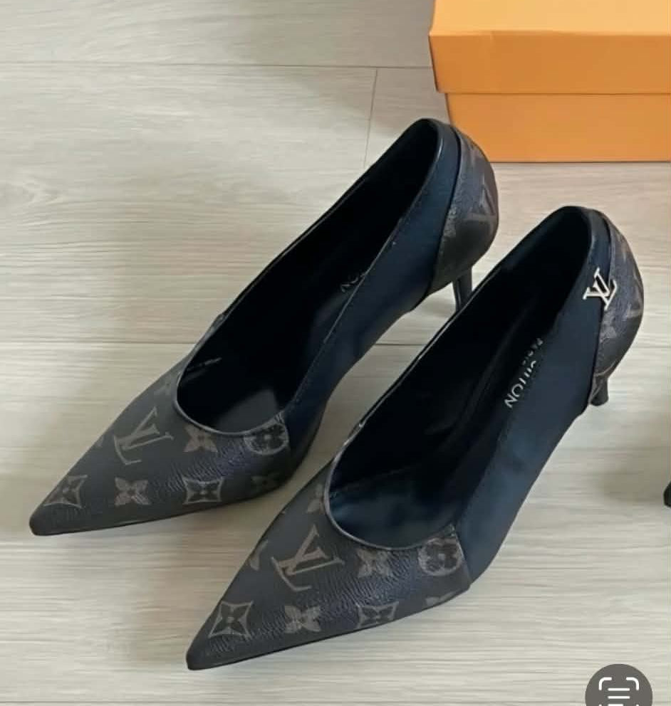 L Logo Heels Classic Monogram