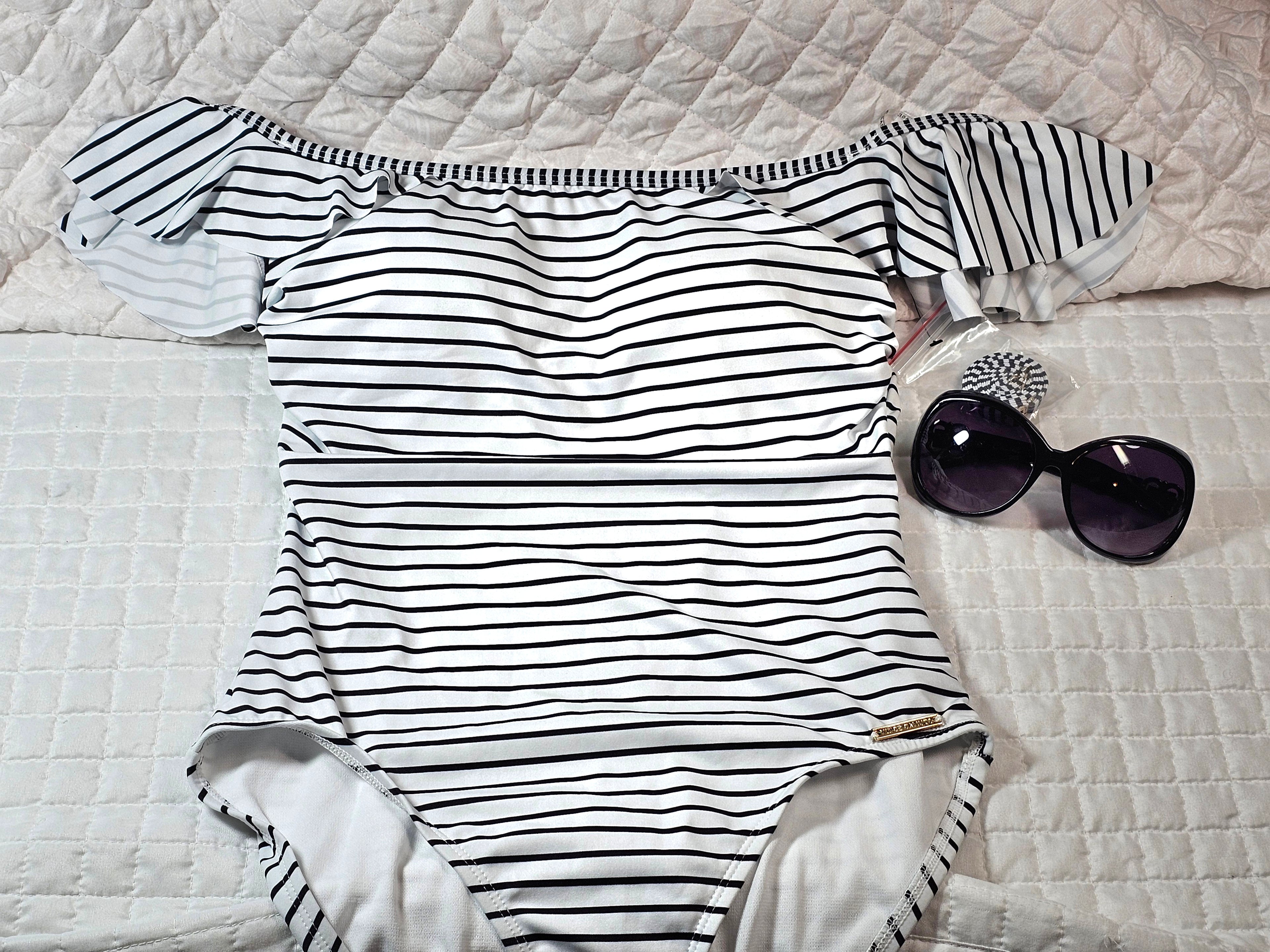 Vince Camuto Off-shoulder one piece Swimsuit NEW Size 10