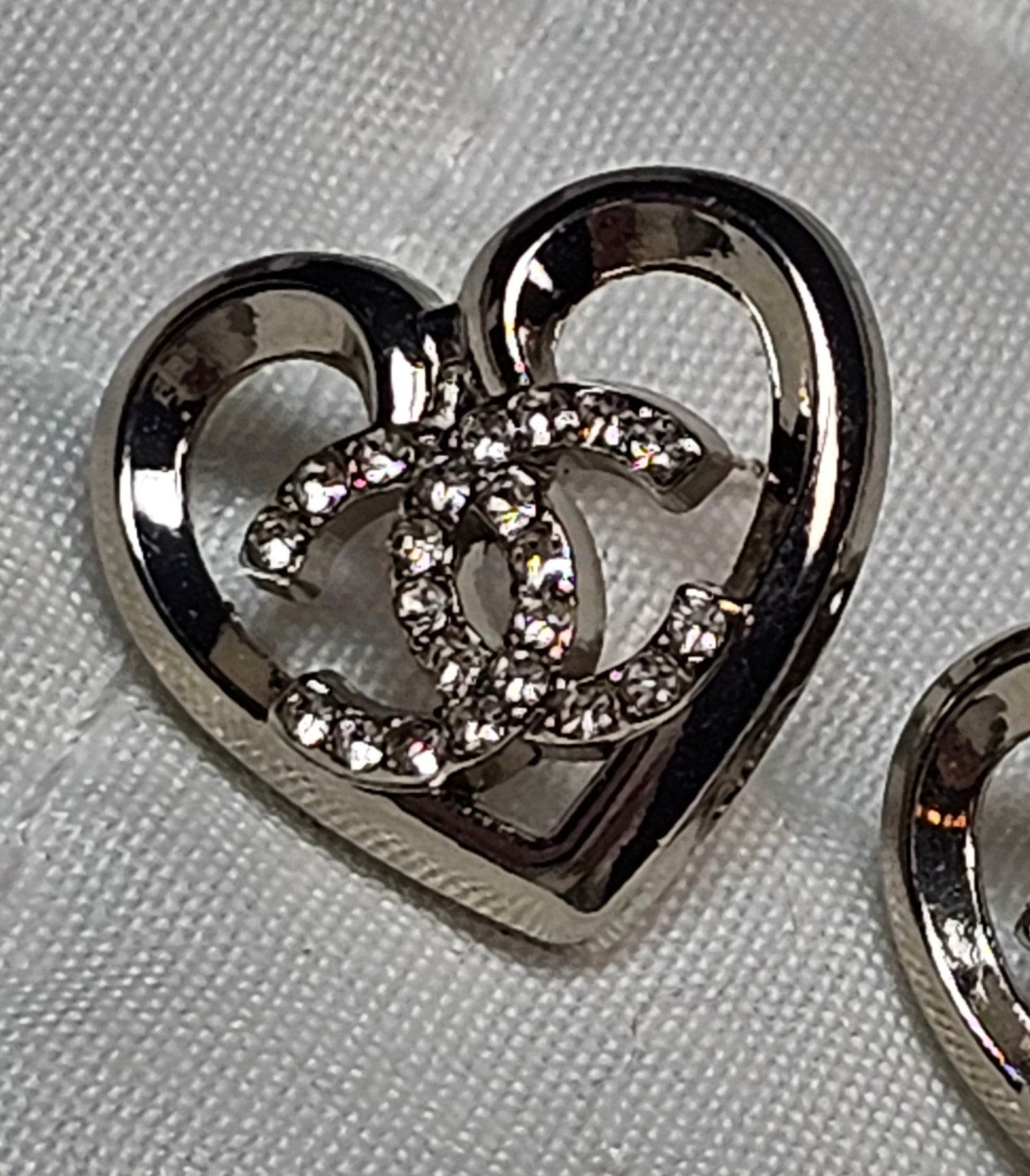 CC logo charm Silver Heart Earrings with Sparkling Gemstone logo