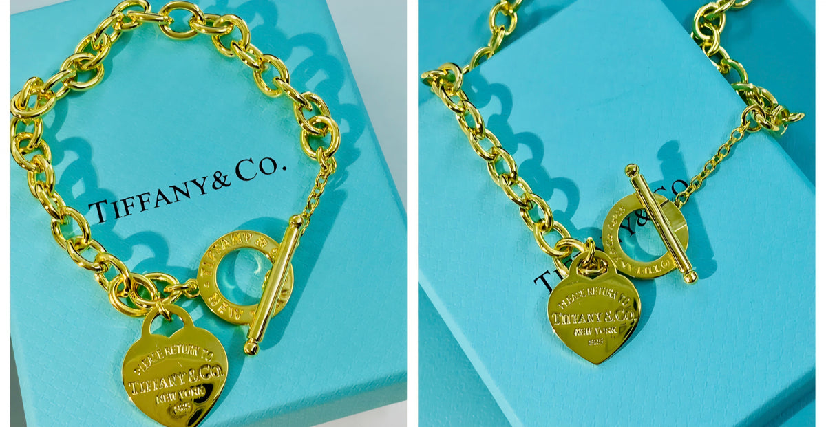 T&C Heart Logo Toggle Close Charm Bracelet Gold