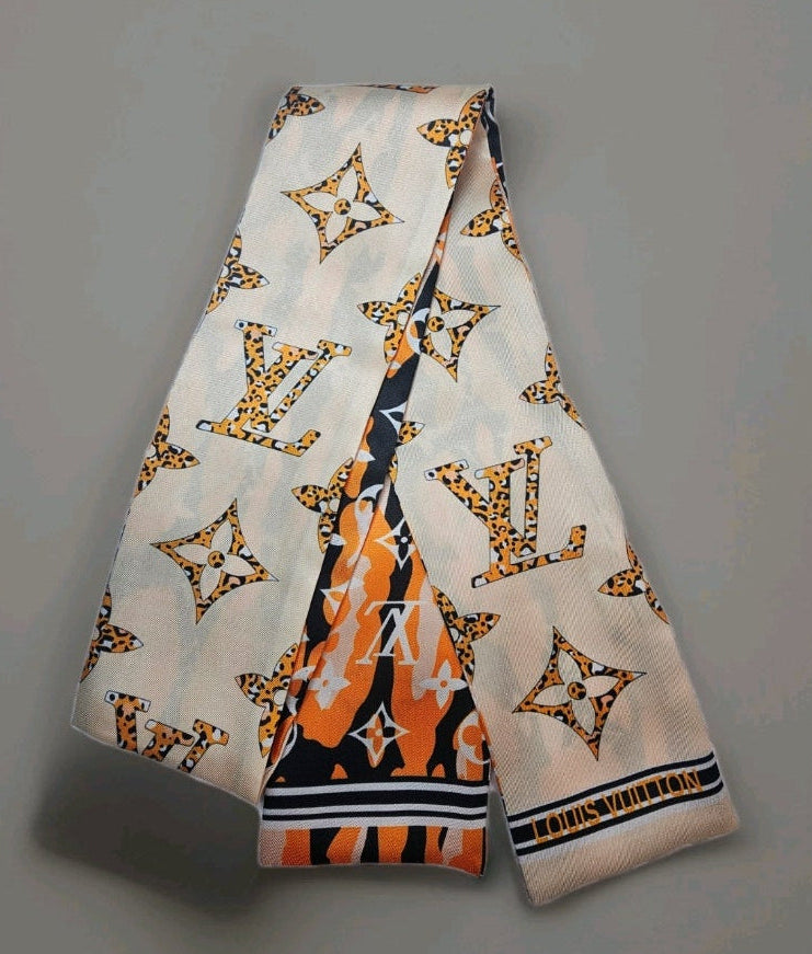 Louis Vuitton Labeled bag scarf / Hair Accessory Tagged 100% Silk