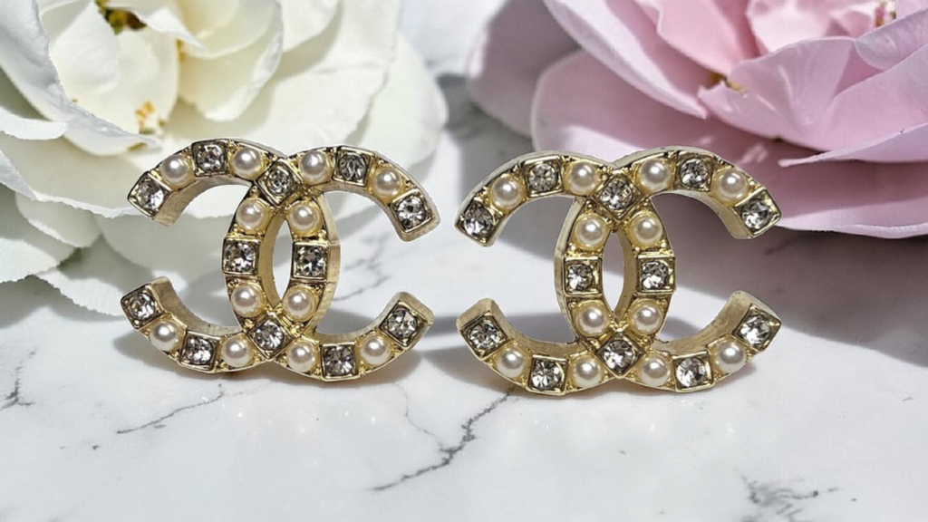 CC Logo charm Gold Pearl and Gemstone Earrings