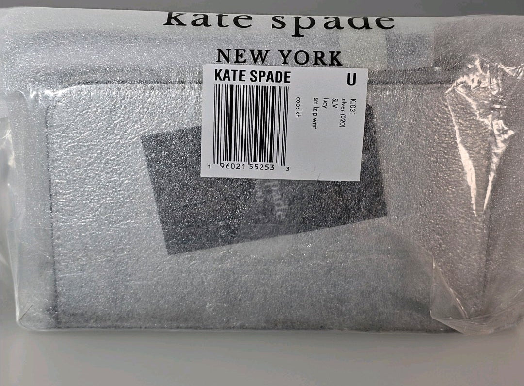 kate spade Silver Card case/ Wallet Wristlet NWT