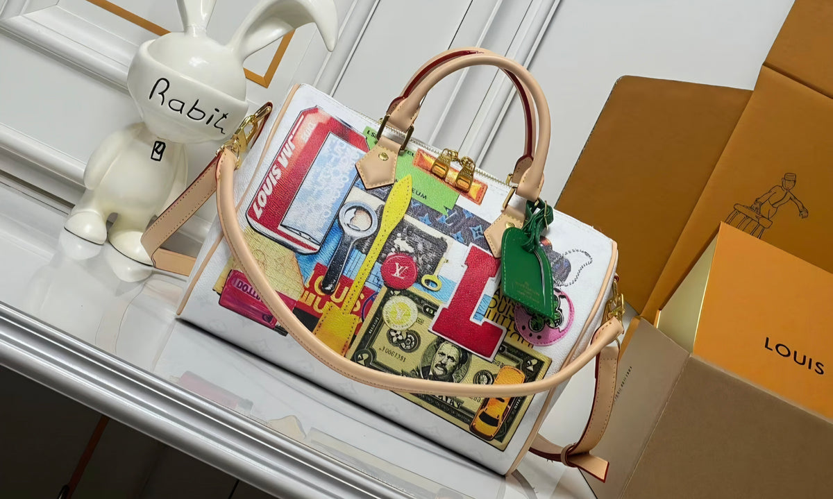 L logo Paint the Town Barrel Bag