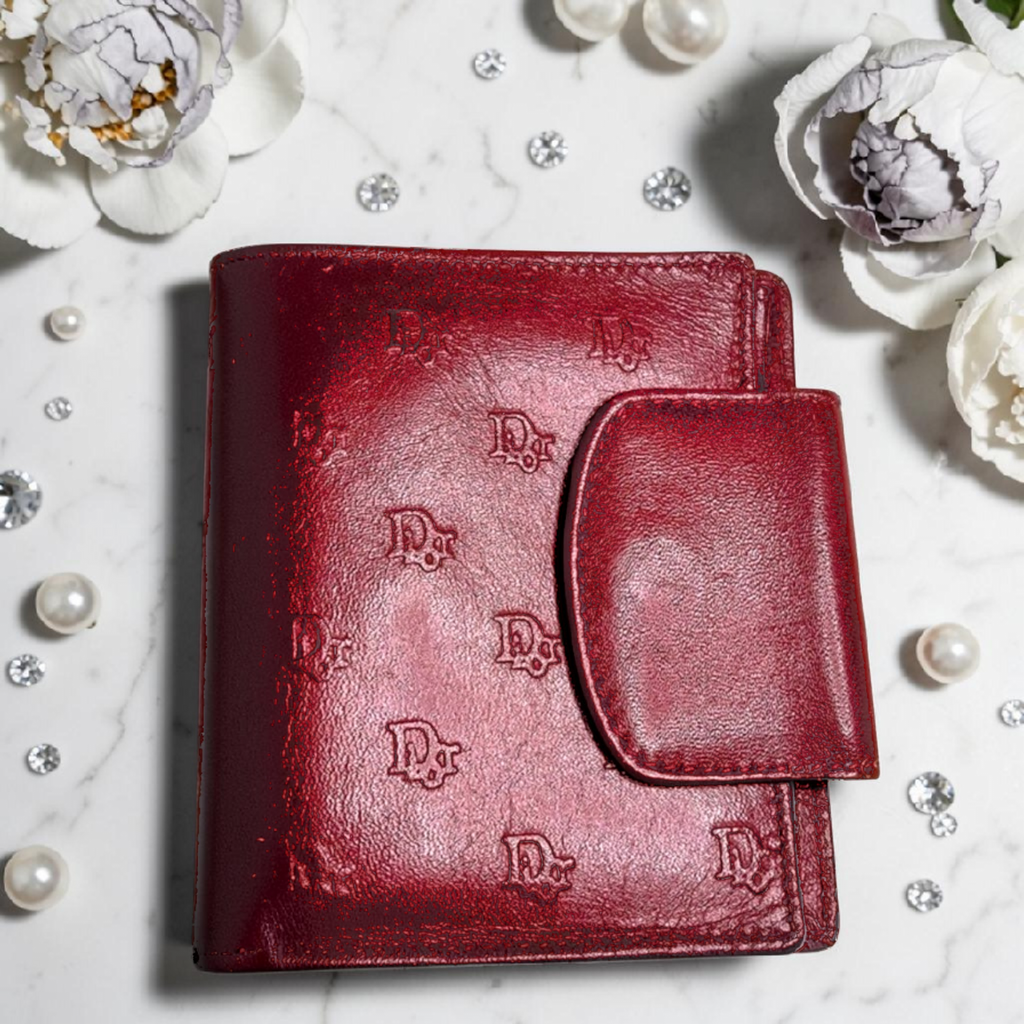 Boutique Red Leather Trifold Short Wallet — Like New