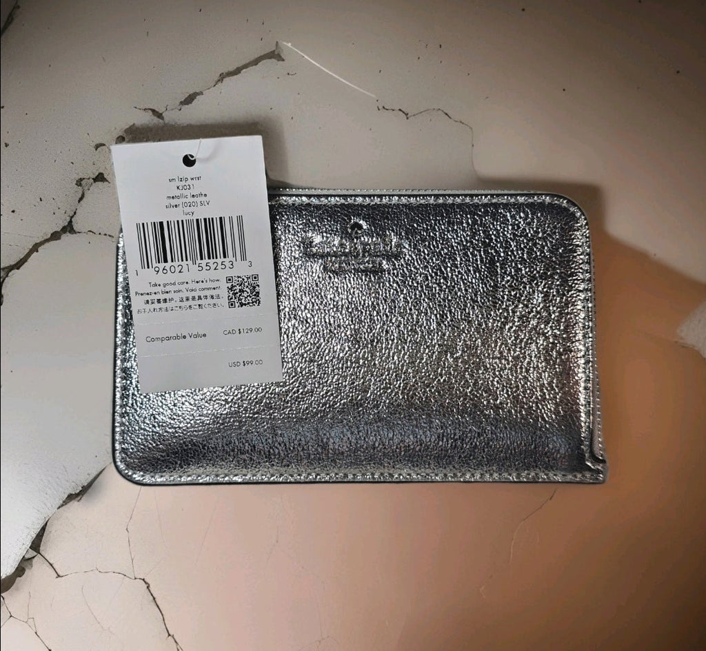 kate spade Silver Card case/ Wallet Wristlet NWT