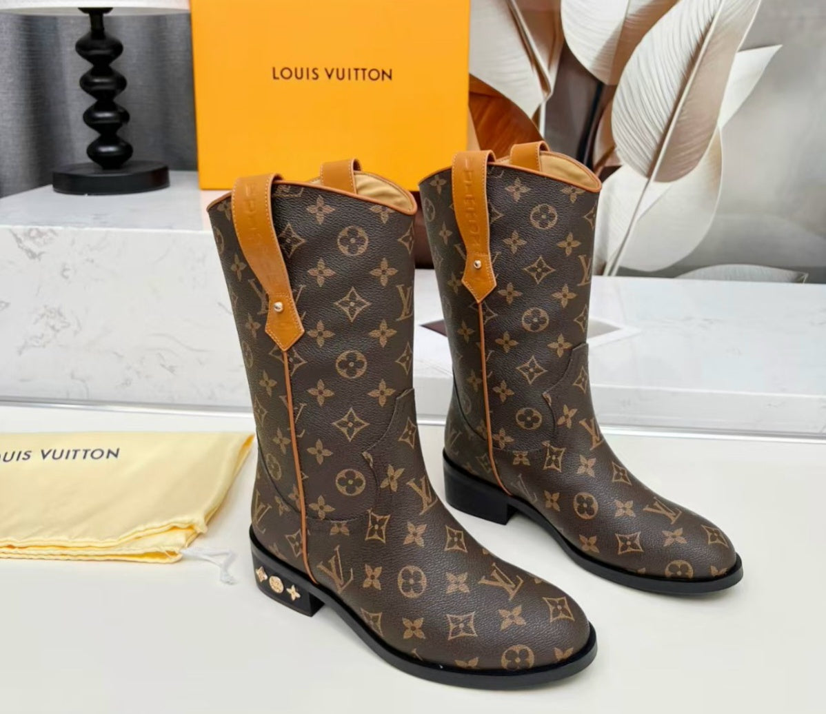 L Logo Boots Western Style