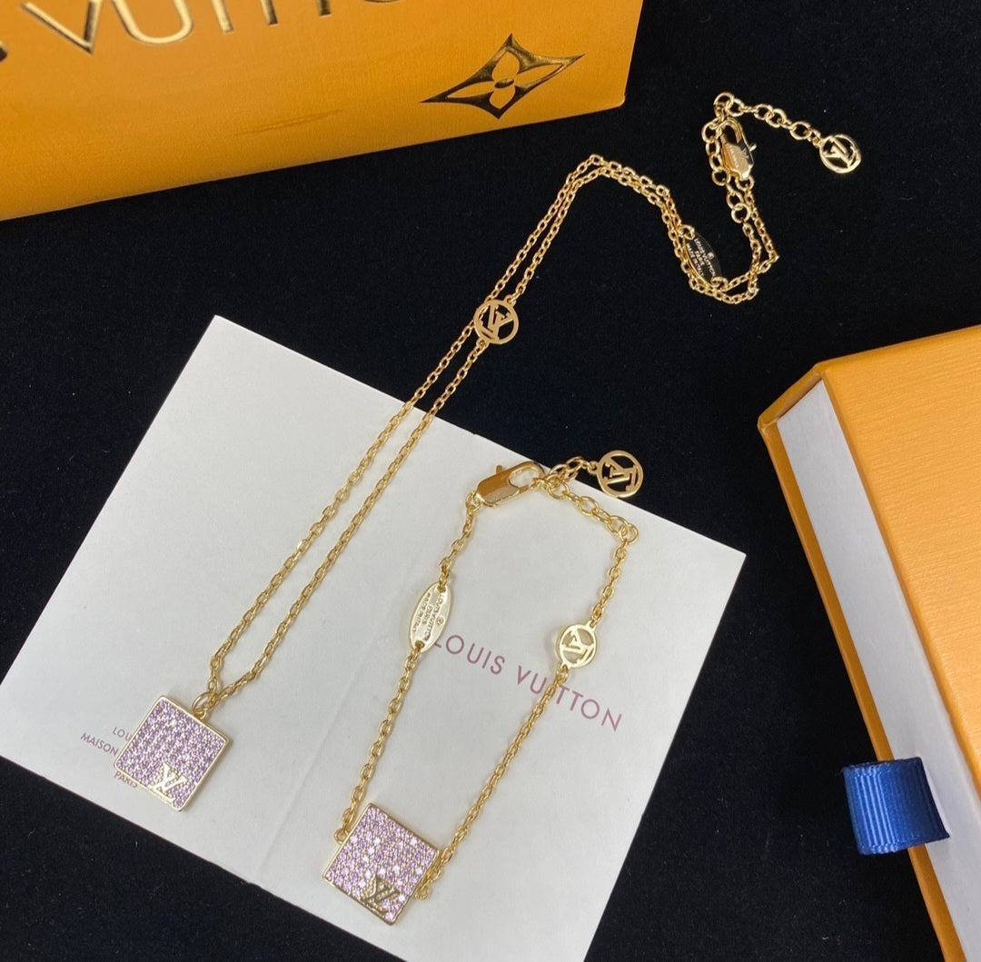 L Logo 2 piece set Necklace and Bracelet