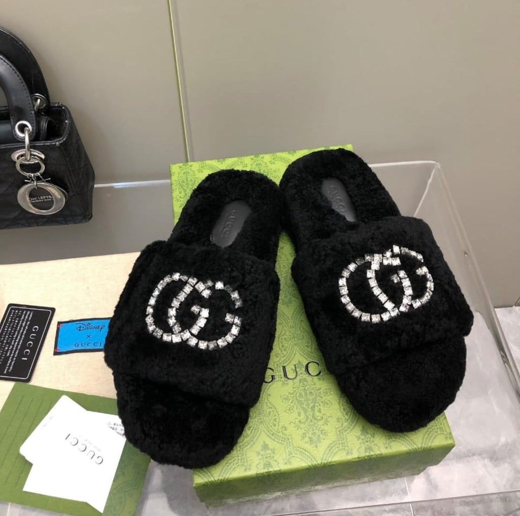 G logo slippers Many Color options Available