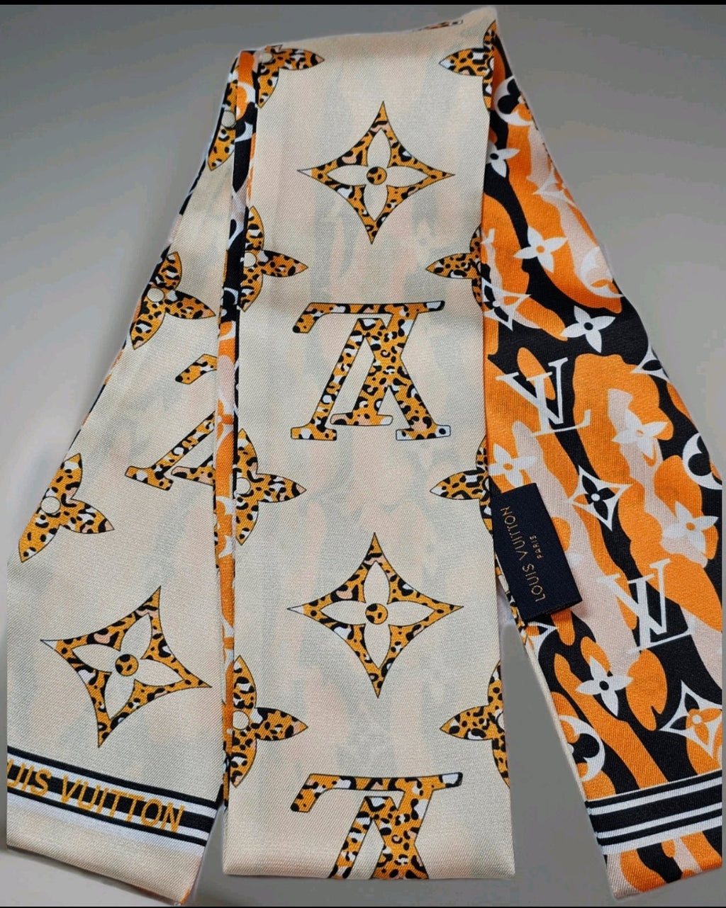 Louis Vuitton Labeled bag scarf / Hair Accessory Tagged 100% Silk