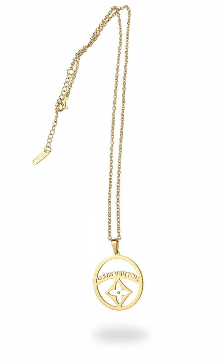 L Logo Luxury Charm Pendant Necklace