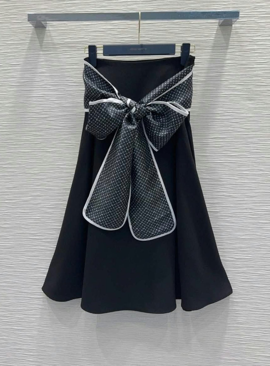 L Logo Silk Tie Skirt
