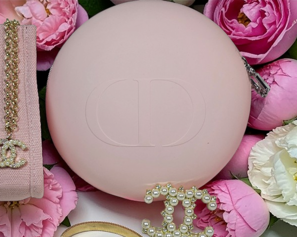 Dior Pink Round Silicone Beauty Case logo zipper pull