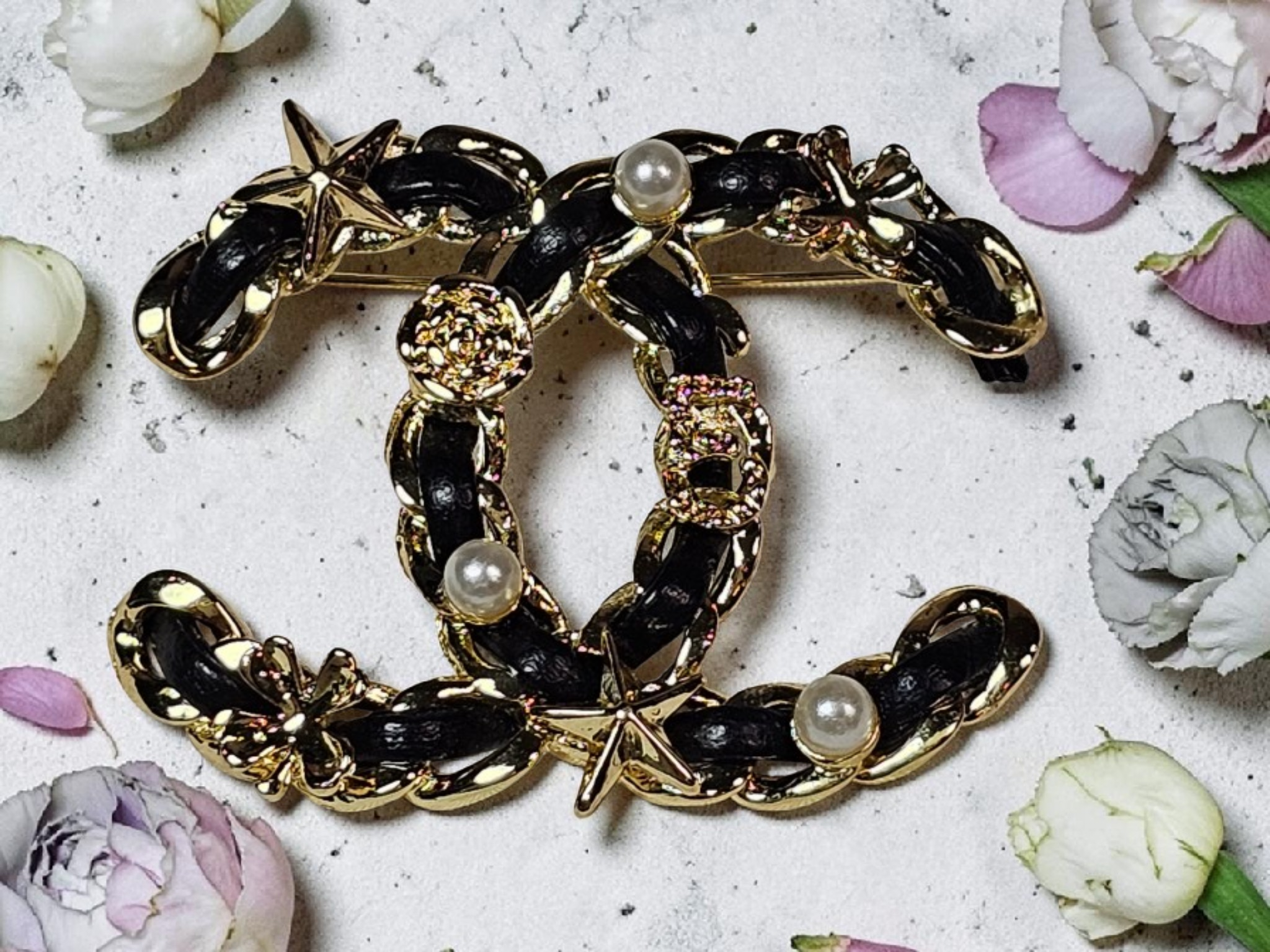 Black and Gold Braided Charm Logo Pin Brooch